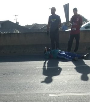 [Vídeo] Motociclista sofre acidente na rodovia AL 110 em Arapiraca
