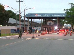 Bolsonaro viaja para Brasília para se encontrar com Temer e cuidar da transição