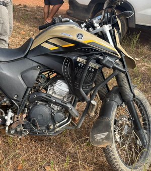 Moto com queixa de roubo é encontrada e recuperada em sítio em Arapiraca