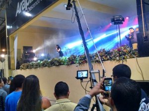 Mais de duas mil pessoas são esperadas em segundo dia de Congresso Gospel