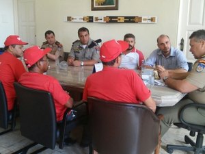 Comandante-geral se reúne com categoria dos transportes rodoviários após atentados a ônibus