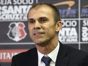 Flamengo sonda técnico Milton Mendes.Comandante negou proposta.
