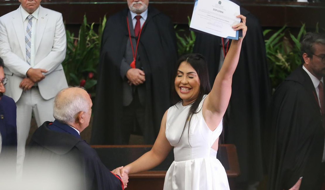 Deputada Estadual eleita, Gabi Gonçalves é diplomada pelo TRE de Alagoas