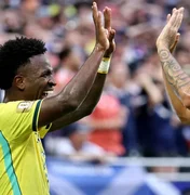 Brasil domina Escócia, vence e avança na Copa do Mundo como líder do grupo
