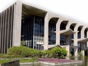 Joinville terá de indenizar estudante que teve dedo amputado em escola