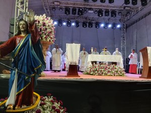 [Vídeo] Penedo celebra 139 anos da Festa do Bom Jesus dos Navegantes com fé, tradição, arte e shows