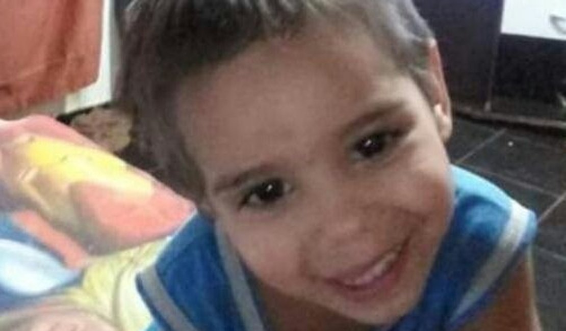 [Vídeo] Mãe teve aborto espontâneo após filho de 3 anos morrer no metrô