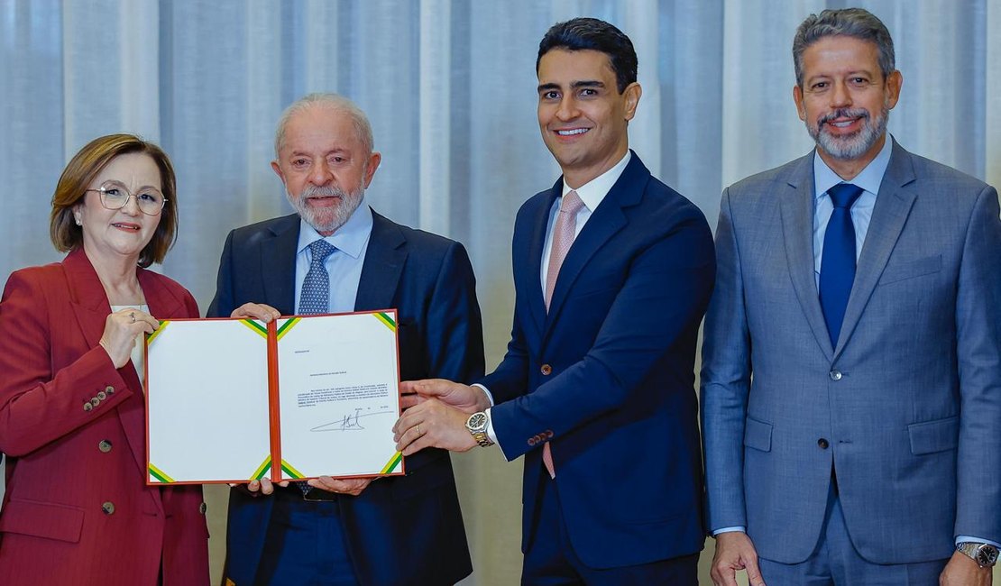 Lula recebe Lira, JHC e Renan para oficializar indicação de Marluce Caldas ao STJ