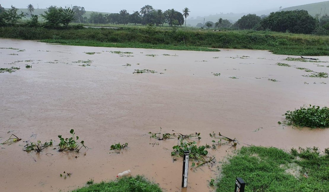 Nível do Rio Mundaú sobe e deve atingir cota de alerta em União dos Palmares