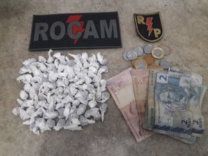 Após denúncia, adolescente é apreendido por tráfico de drogas no Centro