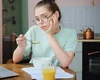 Hábitos que desaceleram seu metabolismo e você talvez nem perceba
