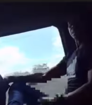 Vídeo mostra homem se masturbando dentro de van em Arapiraca