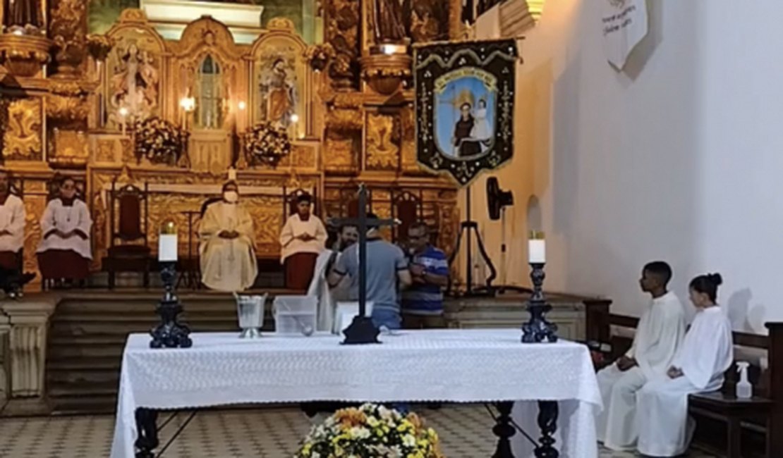Missas de Natal serão realizadas nos dias 24 e 25 no Convento Franciscano, em Penedo