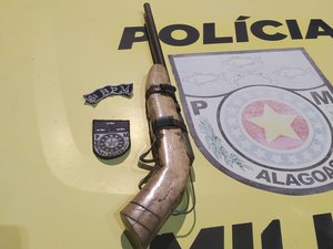 Adolescente é apreendido com espingarda em Matriz de Camaragibe