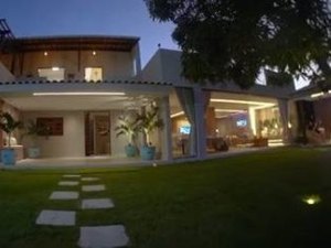 Carlinhos Maia mostra nova mansão na praia nas redes sociais
