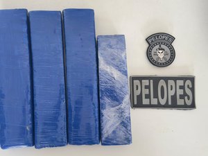 Casal é preso por tráfico de drogas durante abordagem em Arapiraca