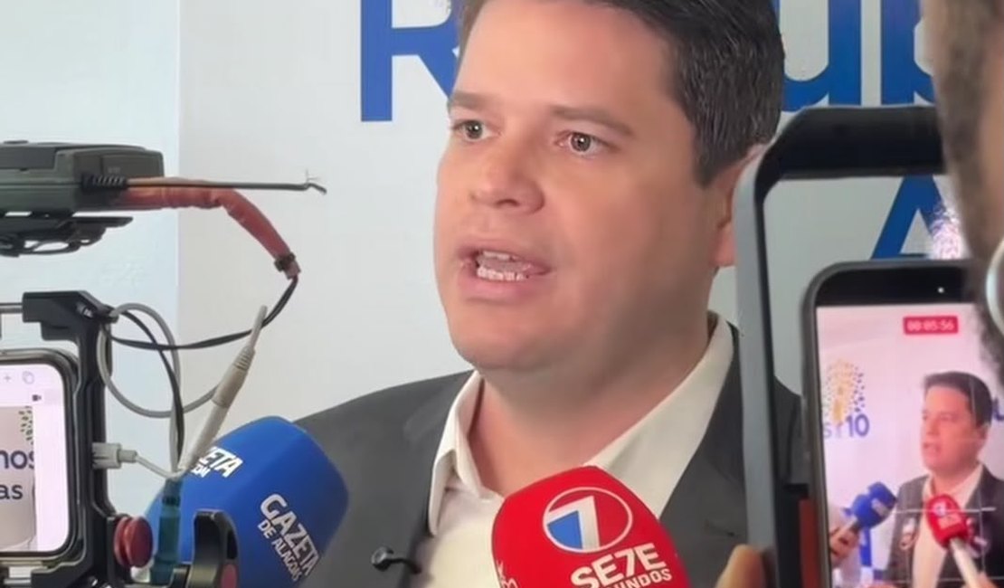 Davi Davino oficializa candidatura ao Senado em convenção do Republicanos