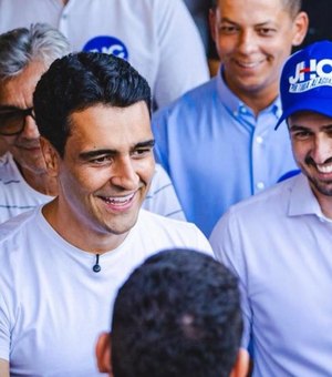 Bueno Higino ignora Arthur Lira e recebe JHC em Coité do Noia