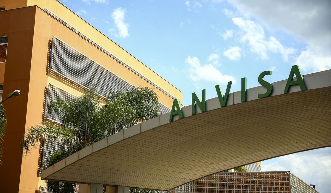 Anvisa aprova uso emergencial de medicamento para covid-19