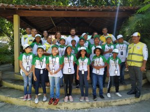 Alunos do projeto Ronda no Bairro estreiam curso sobre botânica