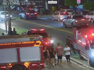 Videomonitoramento da SSP flagra socorro de homem que teve mal-súbito na Pajuçara