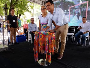 JHC assina ordem de serviço para restruturação da Praça Lions