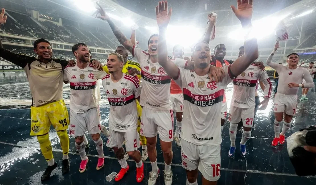 BRASILEIRÃO: Flamengo abre vantagem na ponta; Cruzeiro vence clássico e Grêmio sai do Z4