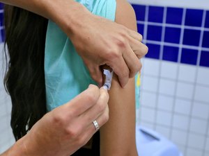 Vacina+ percorre 82 municípios e analisa quase 10 mil cadernetas de vacinação em 2025