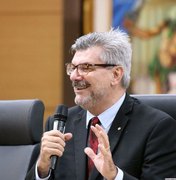 Ministro do STJ,  Marco Buzzi, é internado com Covid-19 em Brasília