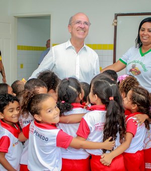 Prefeitura de Penedo avança 38 posições no ranking estadual de alfabetização das crianças