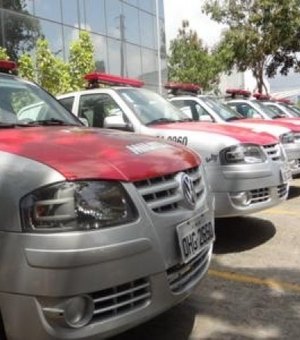 Criminosos rendem militares do BPTran e roubam armas e chave da viatura