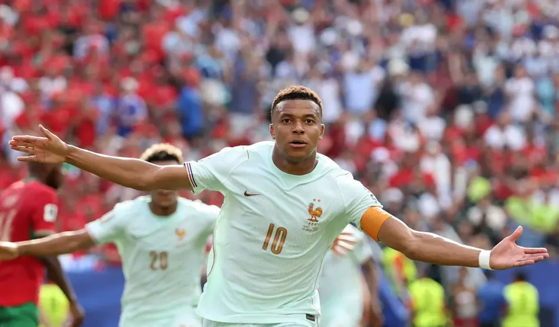 Mbappé perde pênalti, se redime com golaço, e França vence Marrocos na Copa do Mundo