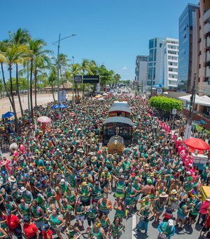 Jaraguá Folia e Banho de Mar à Fantasia agitam o fim de semana de Maceió com o apoio do Governo de Alagoas