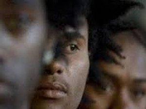 No Brasil, 23% dos negros se sentem representados como criminosos em filmes e séries