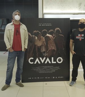 [VIDEO] Pré-estreia de CAVALO emociona diretores e conquista público em Arapiraca