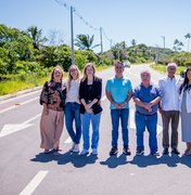 Cibele Moura participa de entrega de rodovia e ruas pavimentadas na Barra de Santo Antônio
