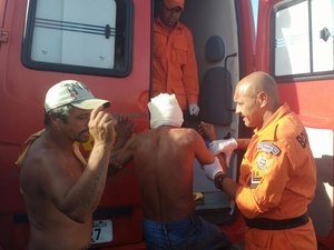 [Vídeo] Homem embriagado cai de ponte enquanto urinava e é socorrido pelo Samu e CB