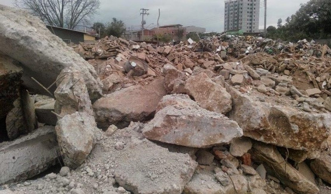 Prefeitura de Maceió orienta sobre o descarte correto de resíduos da construção civil
