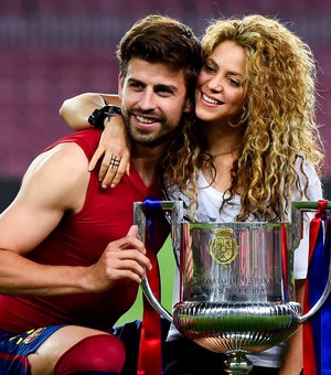 Piqué é perseguido por carro que tocava música de Shakira