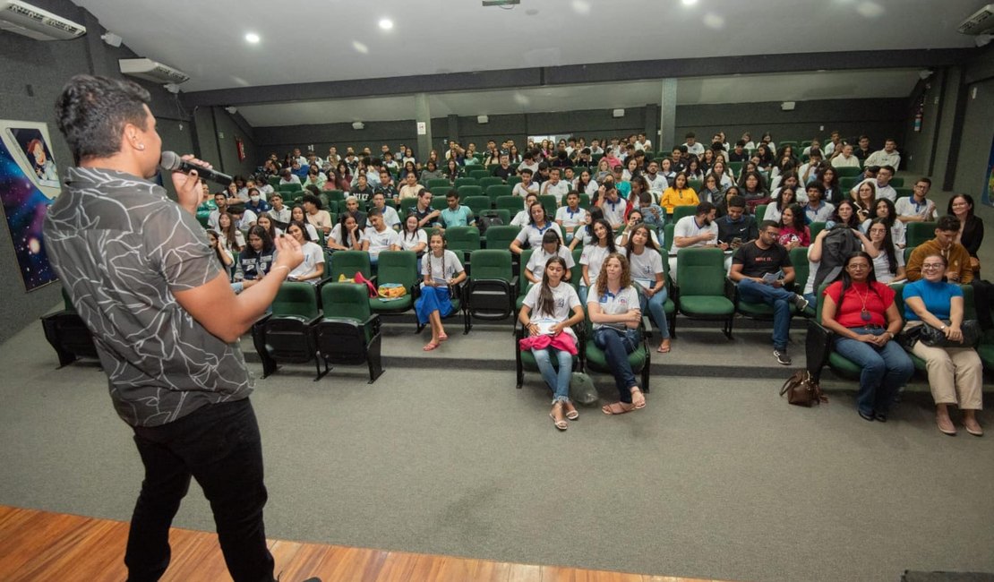 Seduc promove simulados de aplicação do Enem para alunos da rede estadual