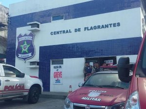 Adolescente é apreendido com drogas e munição às margens da Lagoa Mundaú