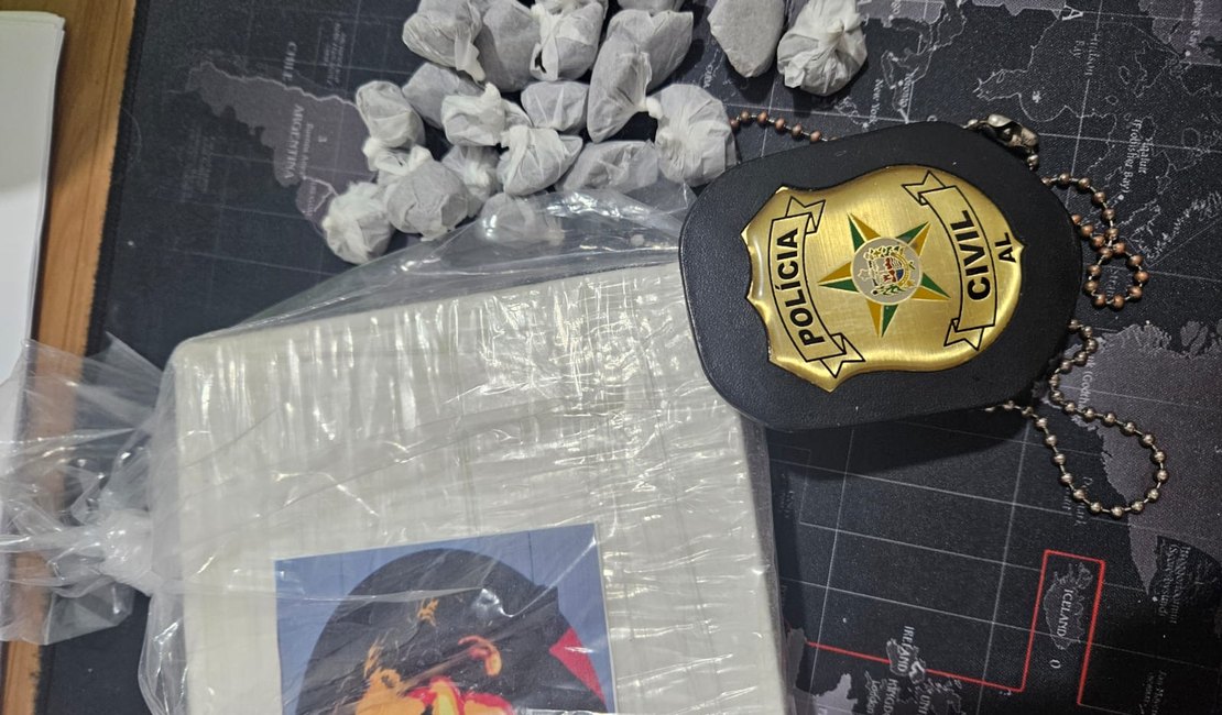 Polícia Civil prende jovem com meio quilo de cocaína em São Miguel dos Campos