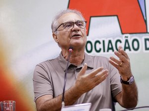 Na AMA, Renan Calheiros abre o jogo sobre as eleições e a candidatura de Renan Filho ao governo em 2026