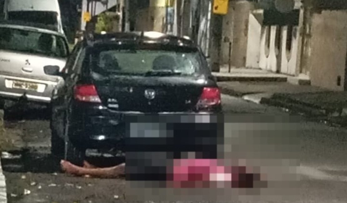 Homem é cercado por trio armado e assassinado a tiros no Clima Bom