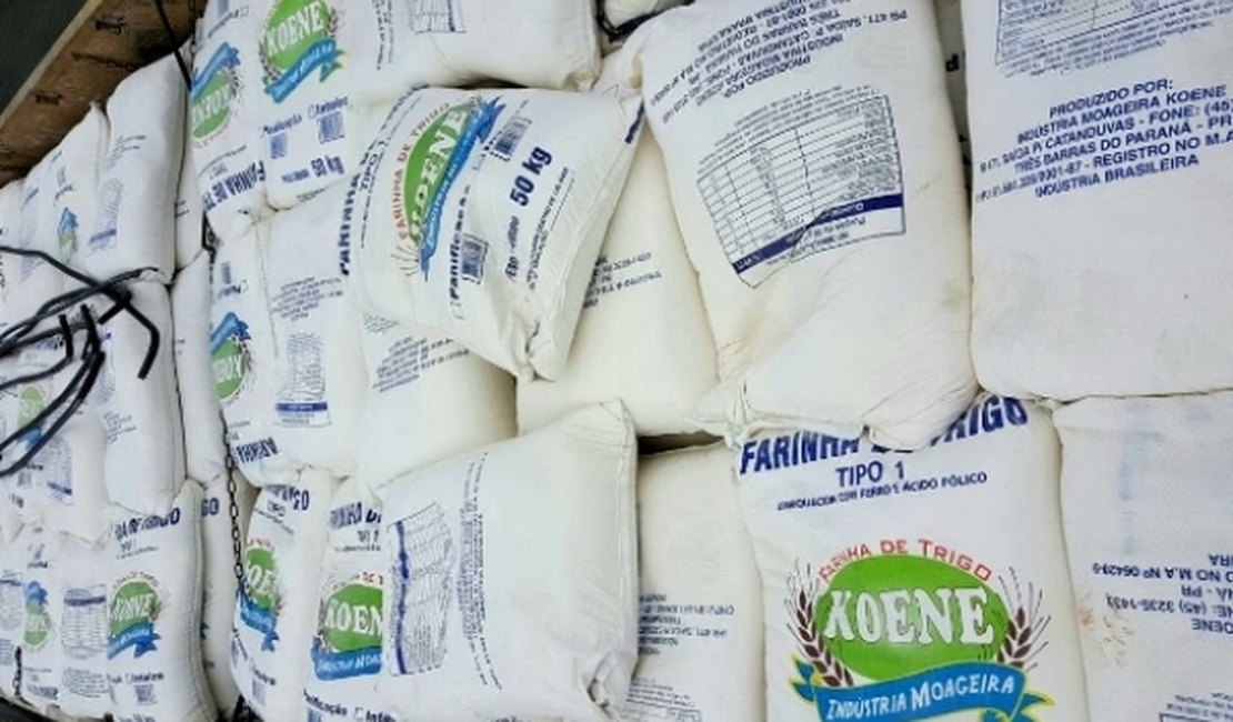 Operação Mãos na Massa apreende 18 toneladas de farinha sem nota fiscal