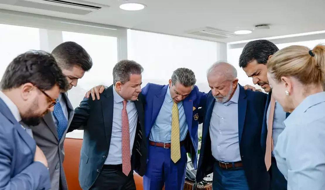 Lula se reuniu com evangélicos em busca de votos para aprovação de indicação de Jorge Messias ao STF