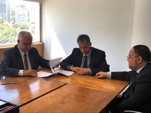 Prefeitura de Arapiraca firma convênio com a Fundação Getúlio Vargas