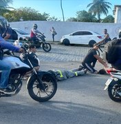 Motociclista com sinais de embriaguez fica ferido após colisão em Maceió