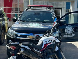 Homem é preso com numeração de veículo adulterada em Porto Calvo