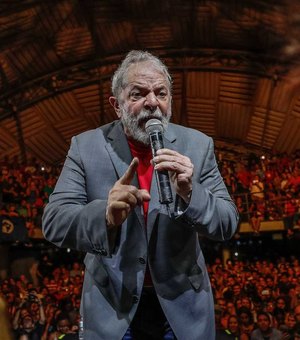 Lula proíbe PT de negociar indulto com candidatos à Presidência da República